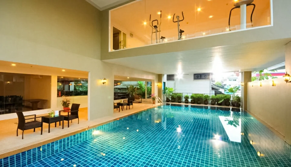 هتل باس سوئیتز نانا بانکوک